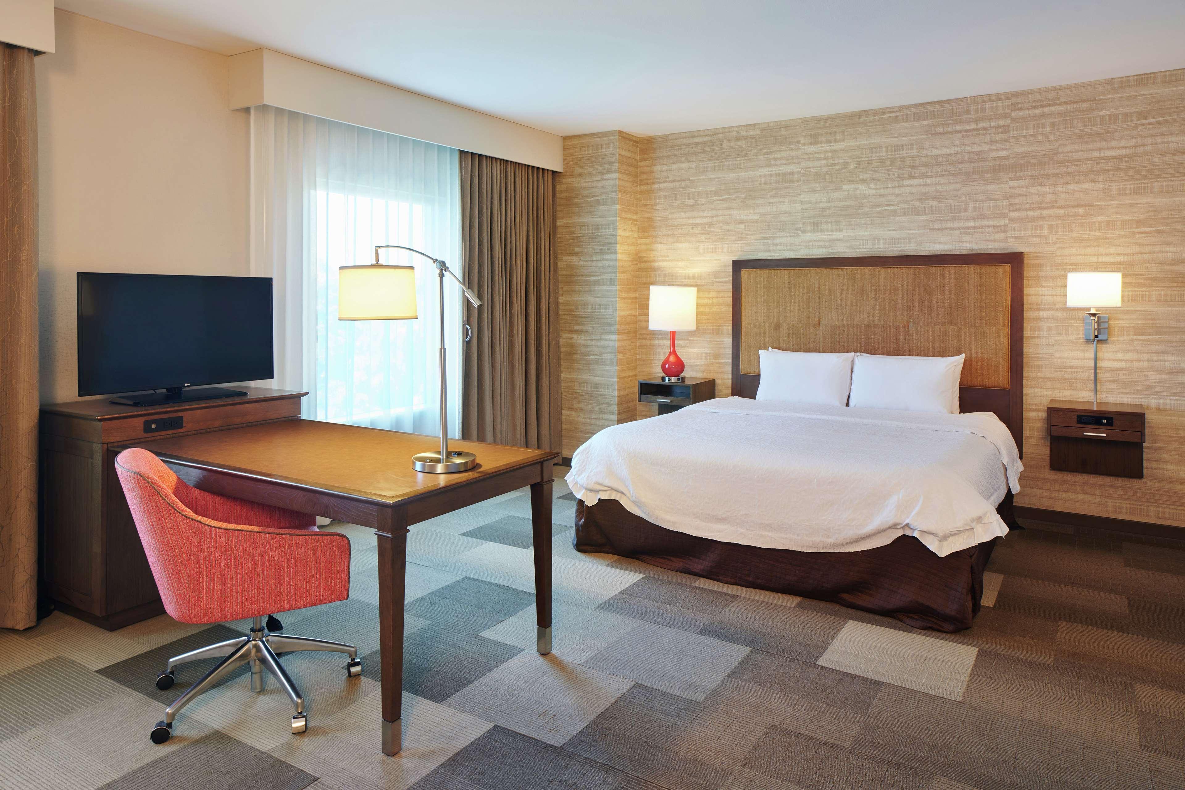 Hampton Inn & Suites Oahu Kapolei - Free Parking - No Resort Fee