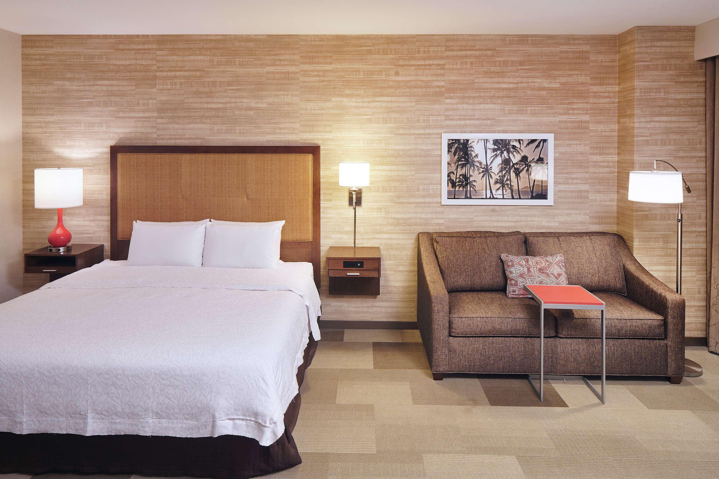 Hampton Inn & Suites Oahu Kapolei - Free Parking - No Resort Fee Kapolei