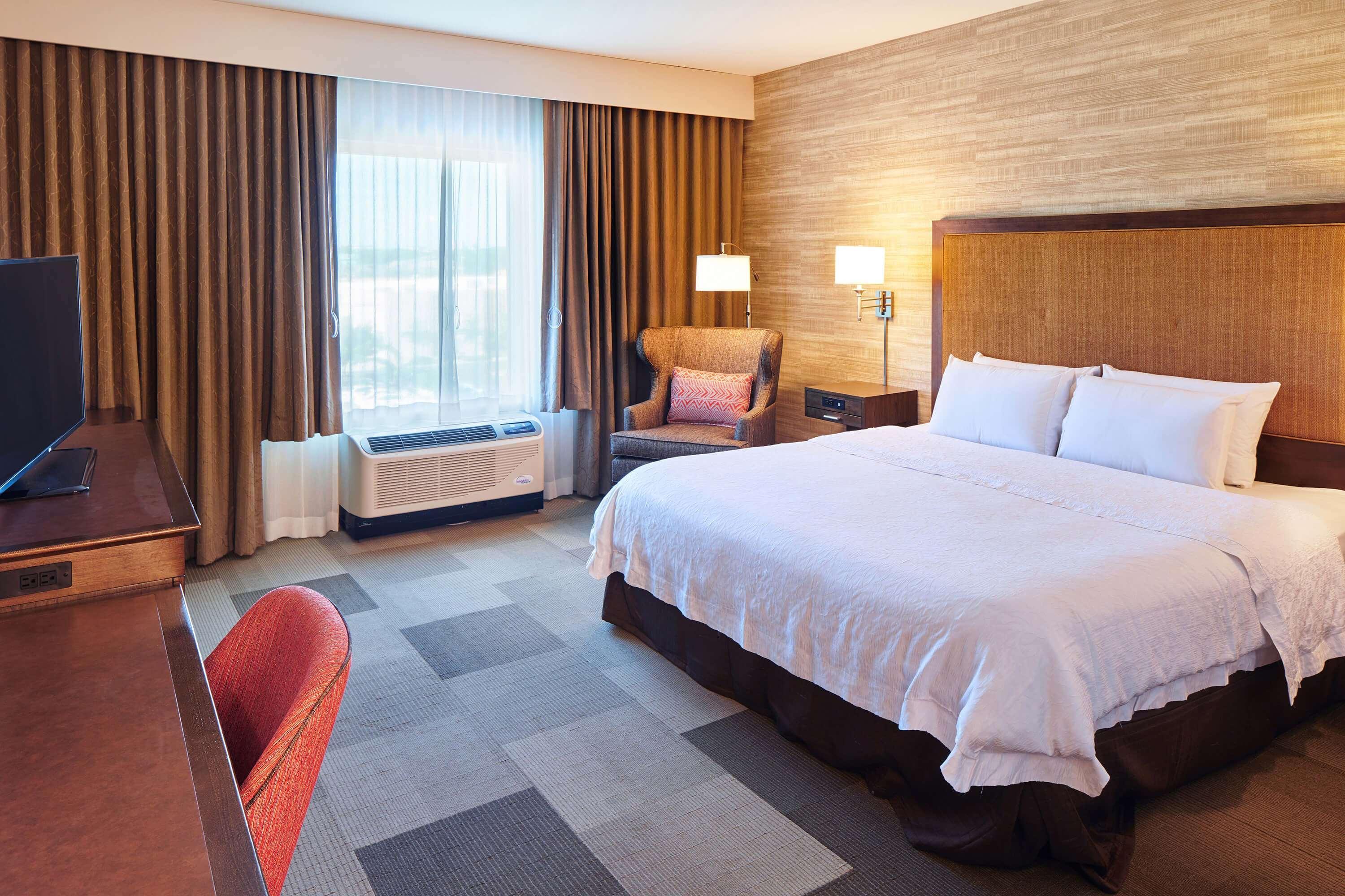 Hampton Inn & Suites Oahu Kapolei - Free Parking - No Resort Fee Kapolei