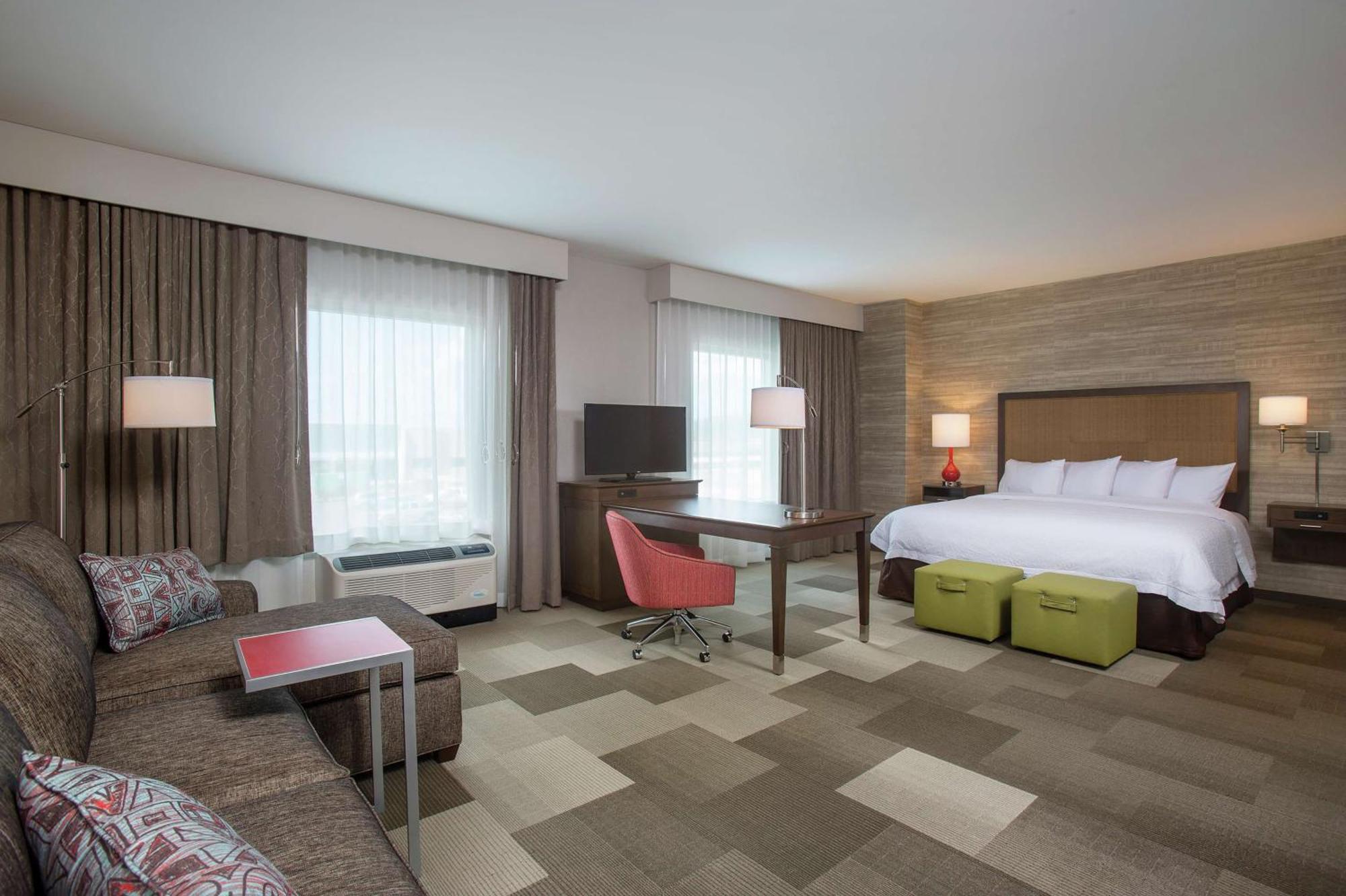 Hampton Inn & Suites Oahu Kapolei - Free Parking - No Resort Fee 3*