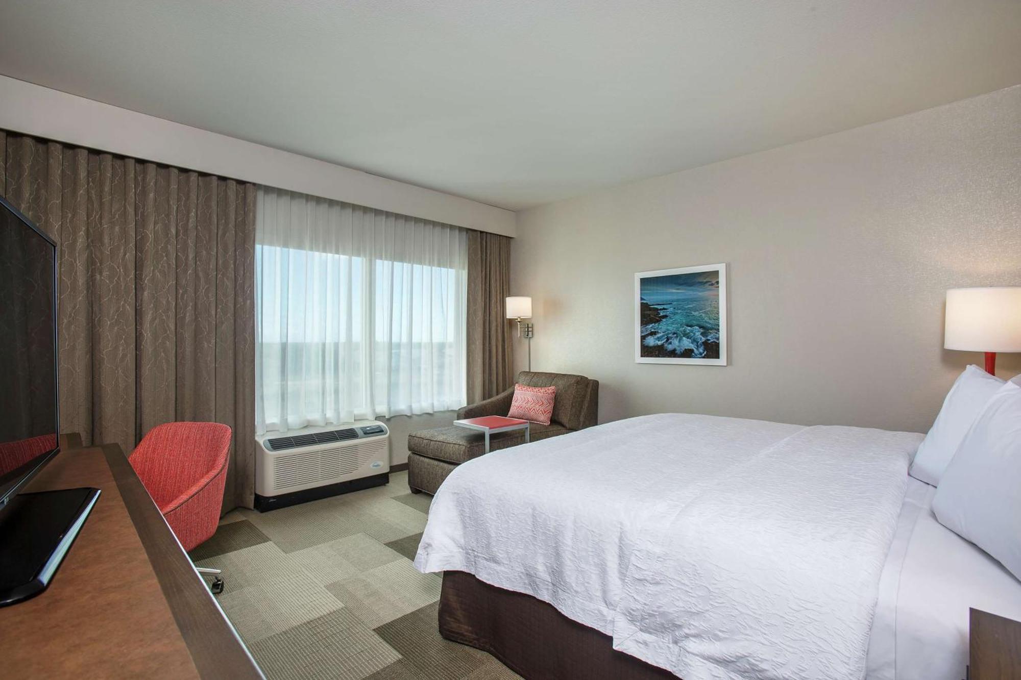 Hotel Hampton Inn & Suites Oahu Kapolei - Free Parking - No Resort Fee