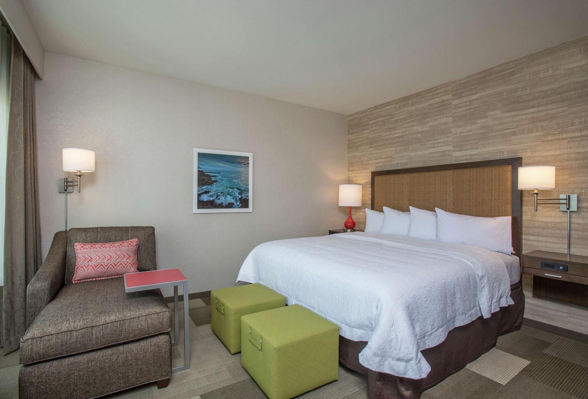 Hampton Inn & Suites Oahu Kapolei - Free Parking - No Resort Fee Hotel
