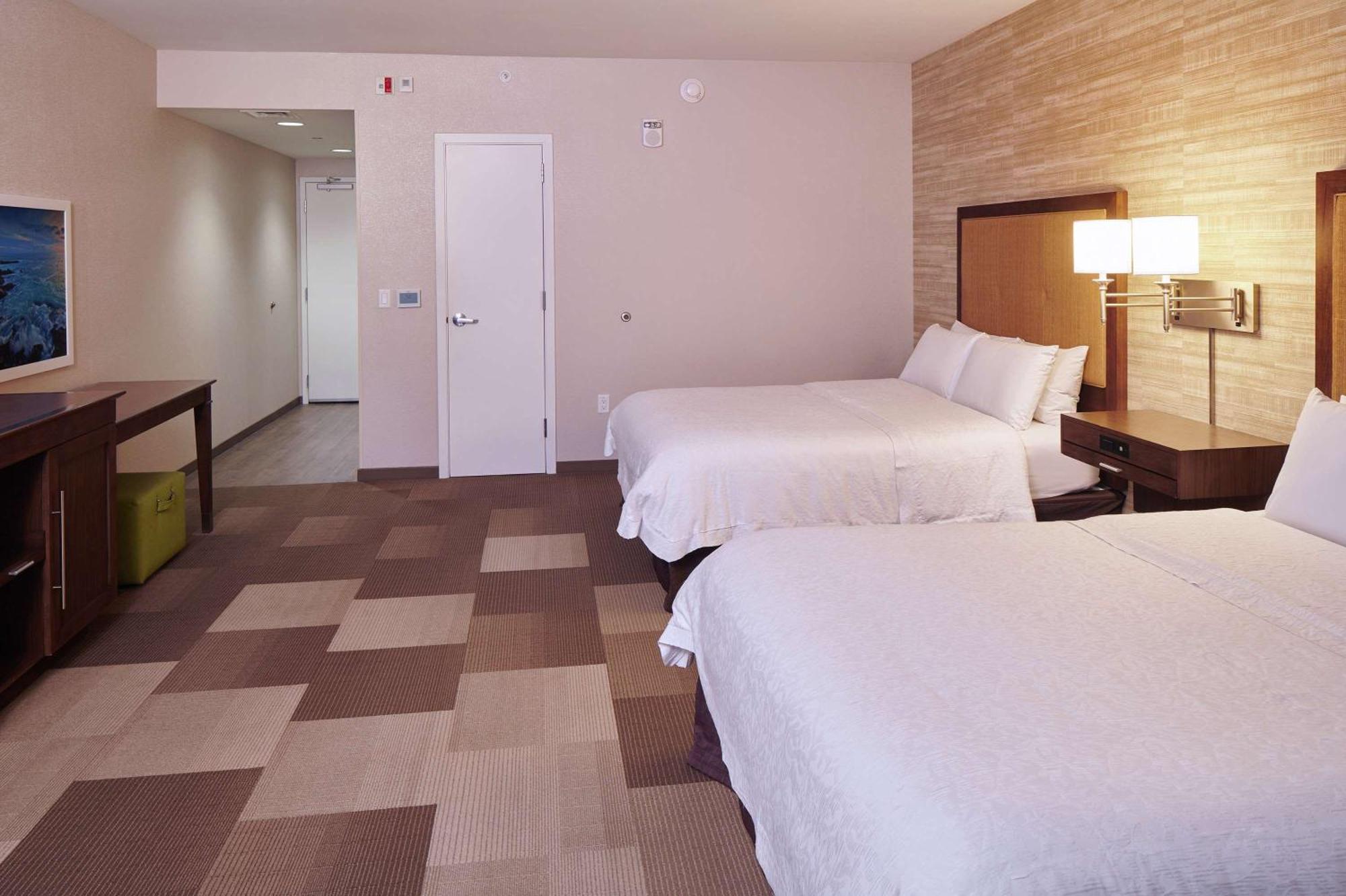Hotel Hampton Inn & Suites Oahu Kapolei - Free Parking - No Resort Fee 3*