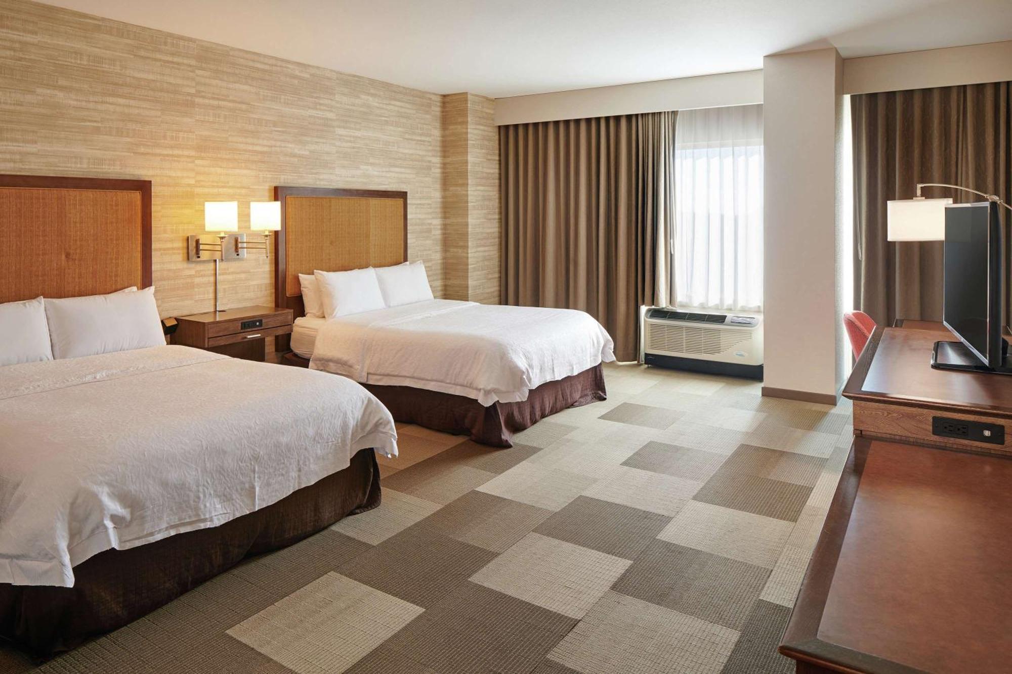 Hampton Inn & Suites Oahu Kapolei - Free Parking - No Resort Fee Hotel Kapolei